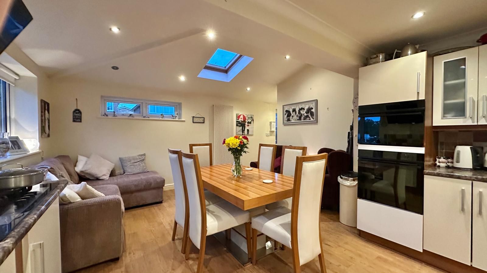 4 bedroom end terraced house For Sale in Coventry - Photograph 4.
