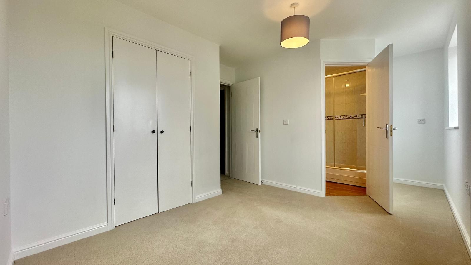 3 bedroom end terraced house For Sale in Coventry - Photograph 16.