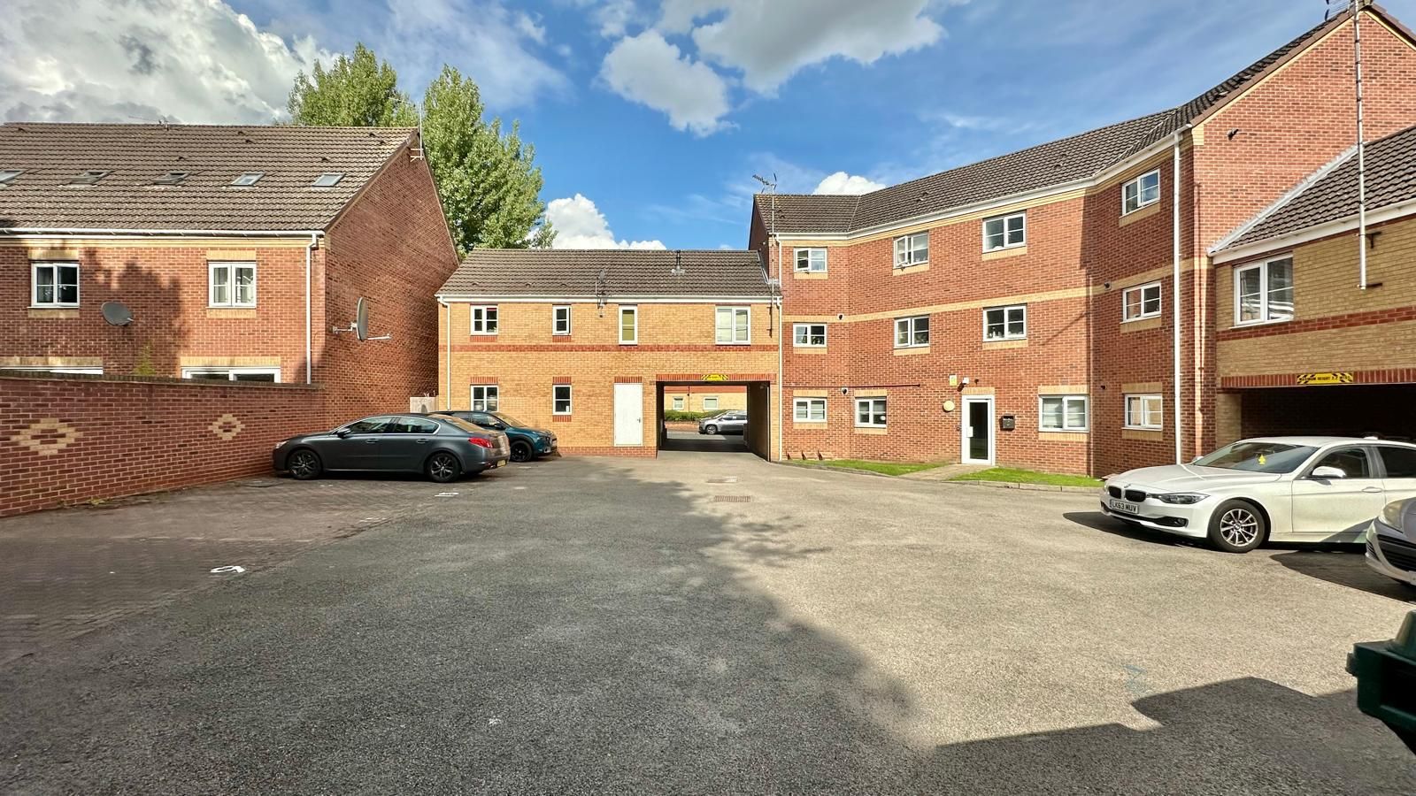 2 bedroom apartment flat/apartment For Sale in Coventry - Photograph 13.