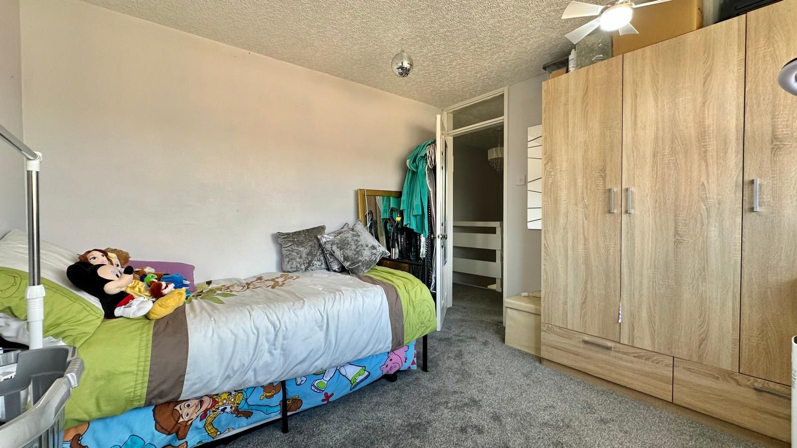 3 bedroom mid terraced house For Sale in Coventry - Photograph 17.