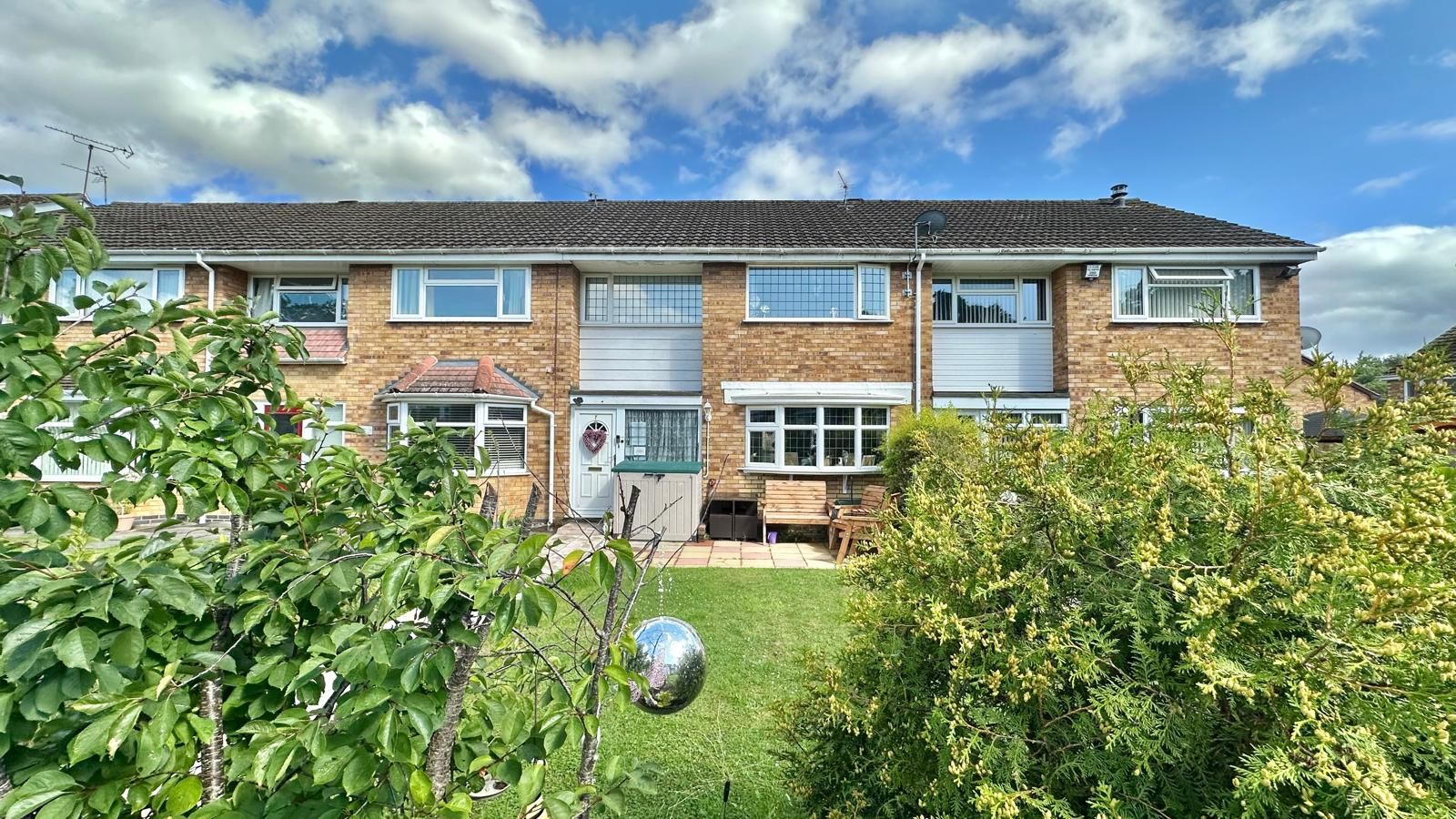3 bedroom mid terraced house For Sale in Coventry - Photograph 1.