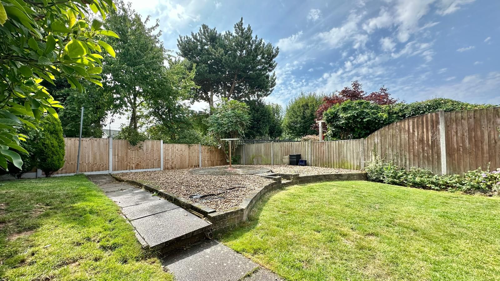 2 bedroom semi-detached bungalow For Sale in Coventry - Photograph 13.