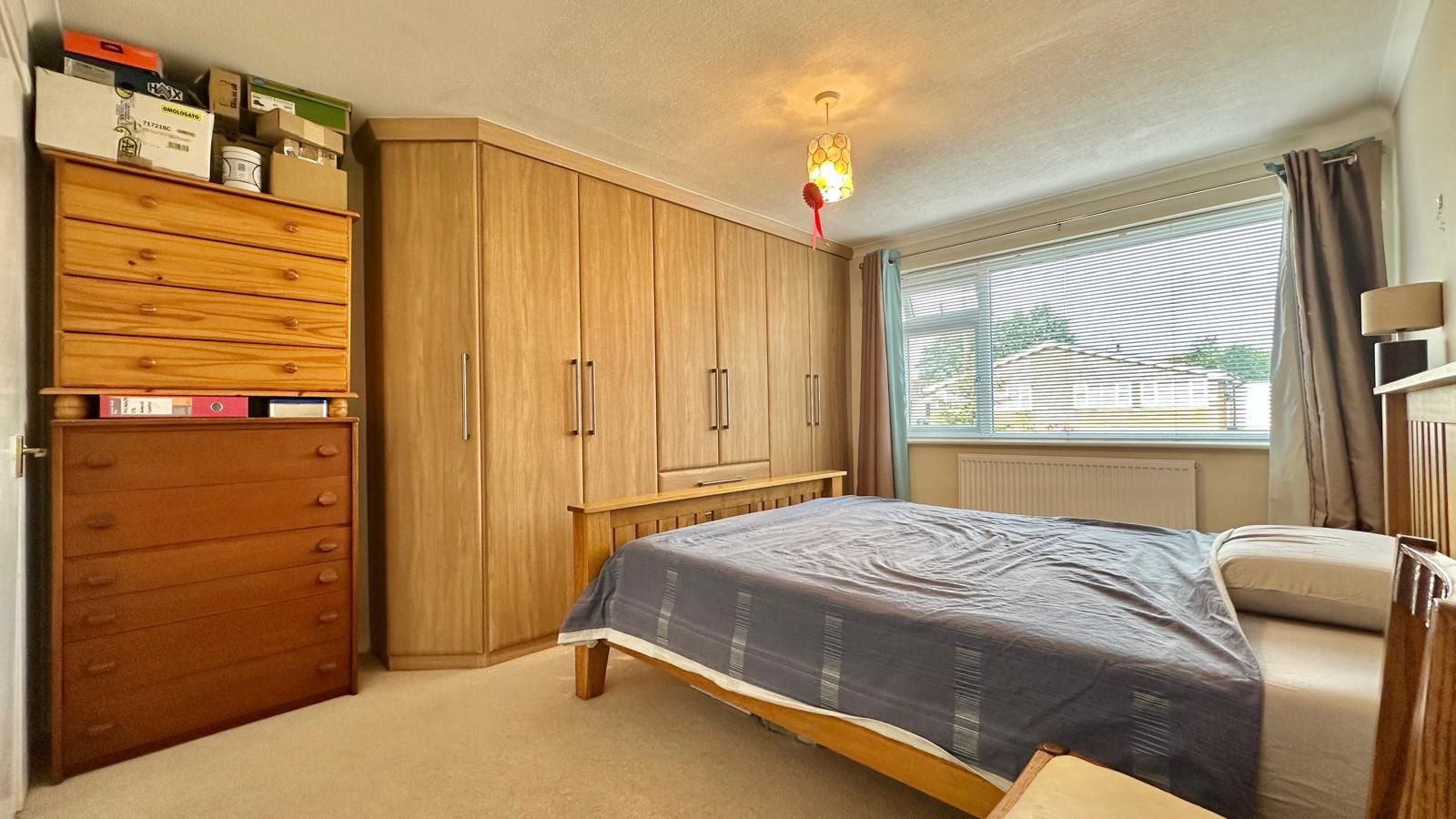 2 bedroom semi-detached bungalow For Sale in Coventry - Photograph 8.