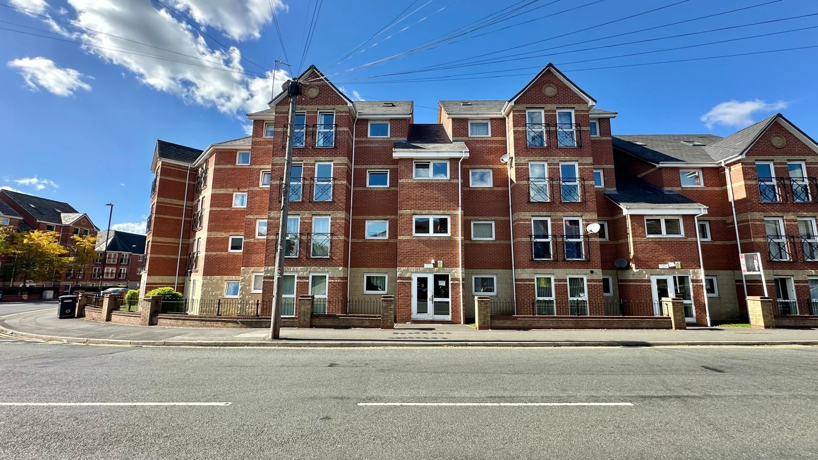 1 bedroom apartment flat/apartment For Sale in Coventry - Photograph 1.