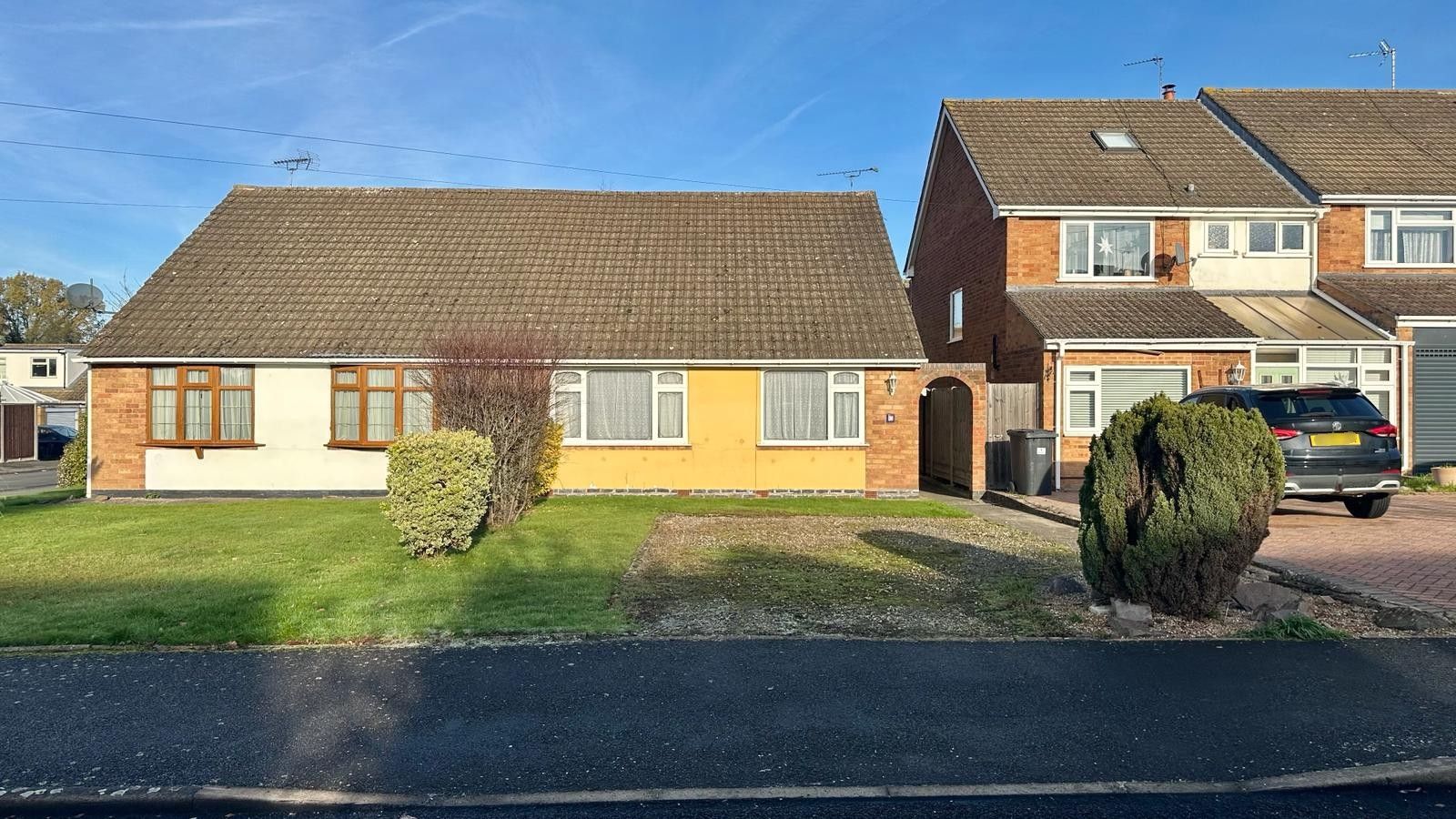 2 bedroom semi-detached bungalow For Sale in Coventry - Photograph 21.