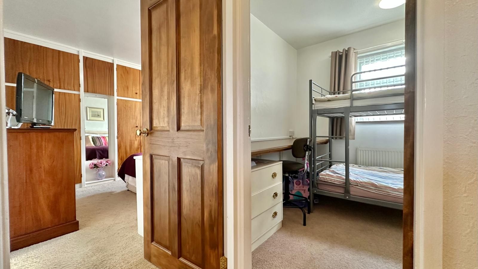 3 bedroom semi-detached house For Sale in Coventry - Photograph 18.