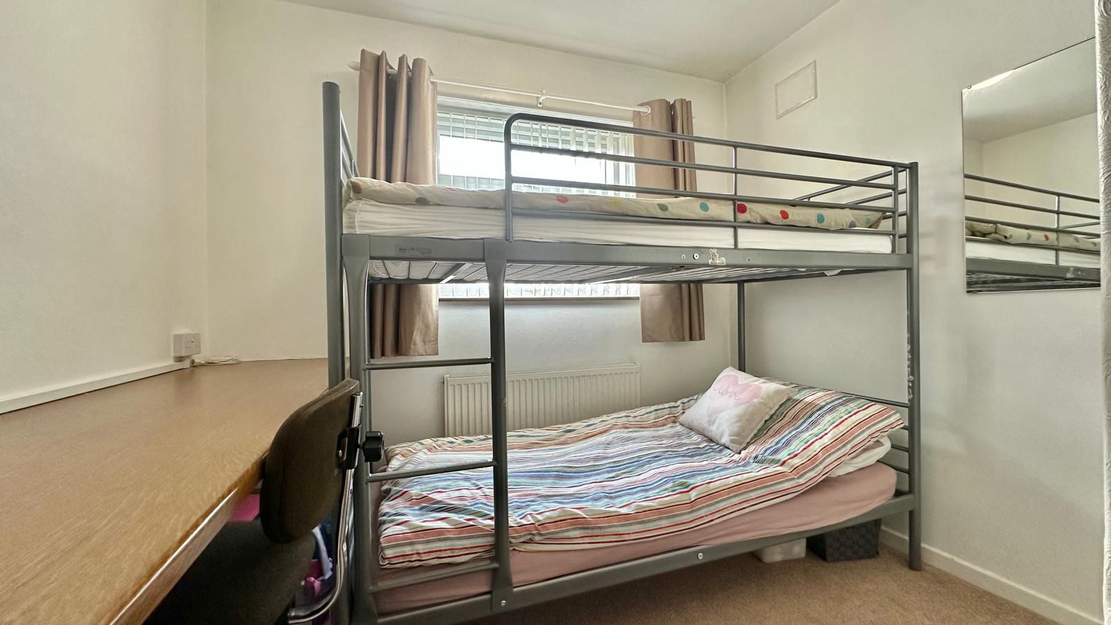 3 bedroom semi-detached house For Sale in Coventry - Photograph 18.