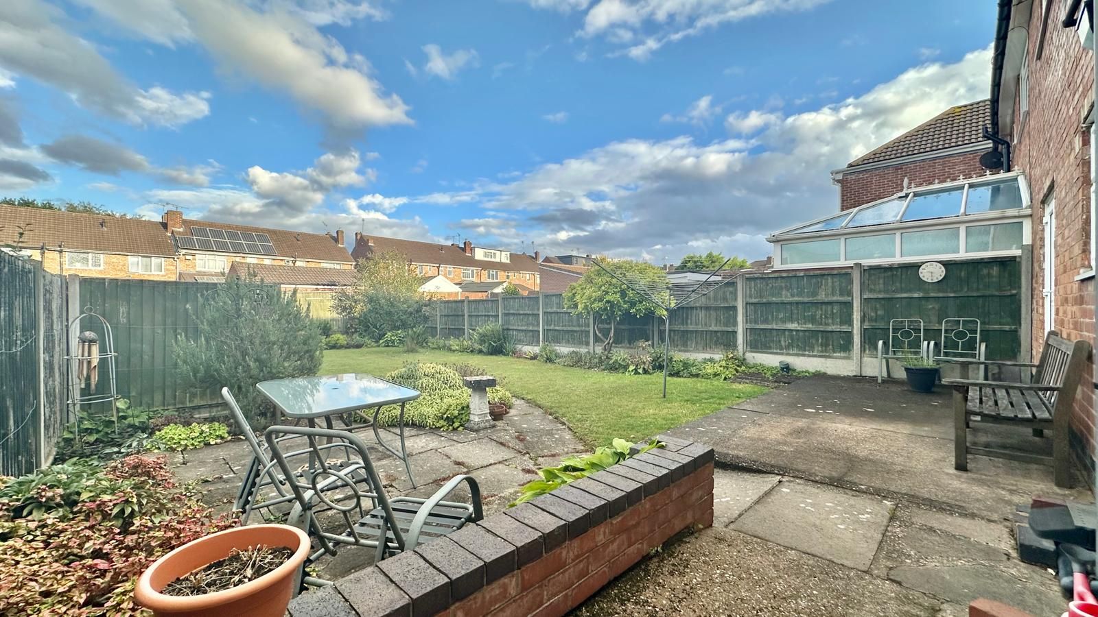 3 bedroom semi-detached house For Sale in Coventry - Photograph 23.