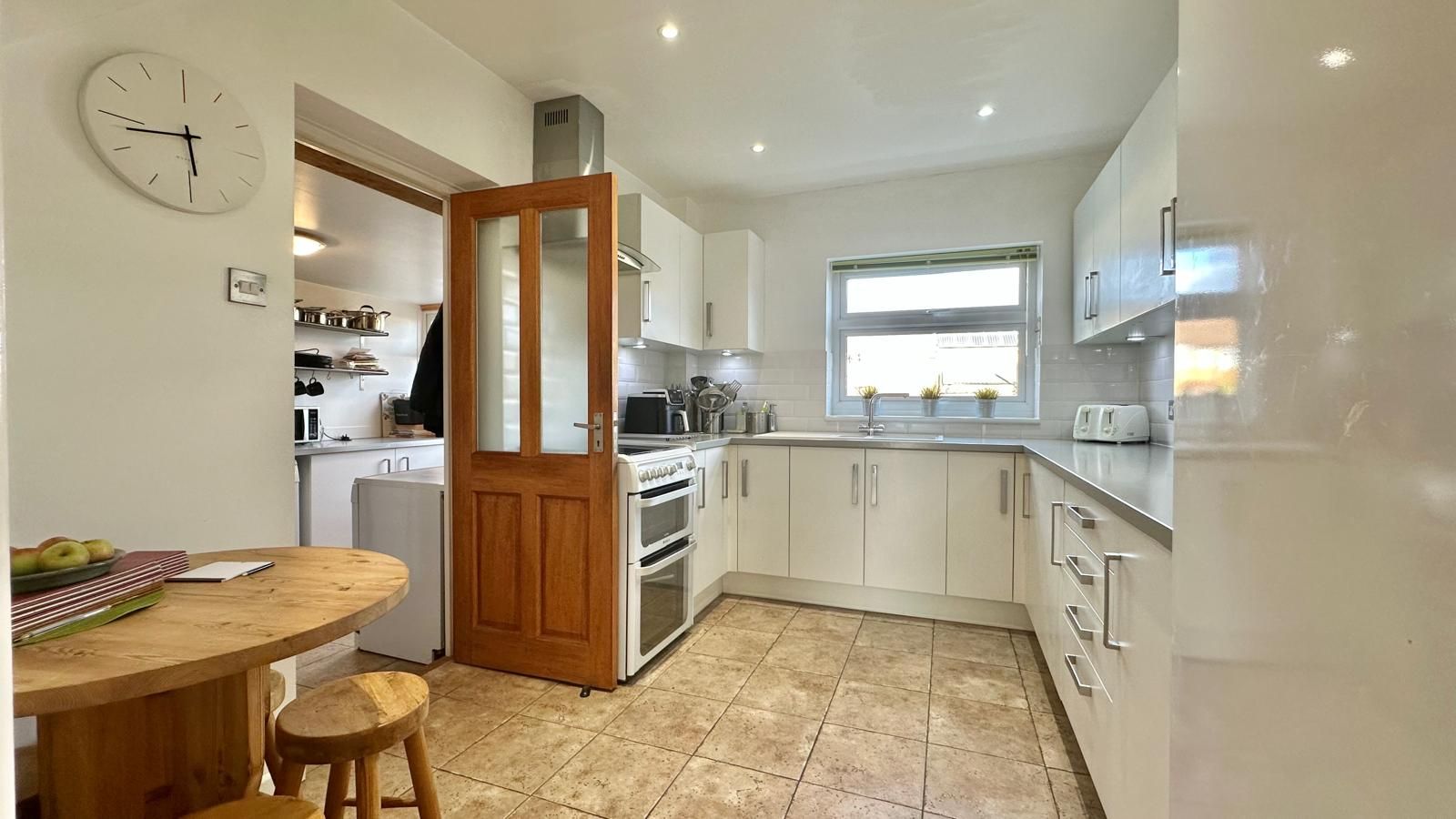 3 bedroom semi-detached house For Sale in Coventry - Photograph 8.