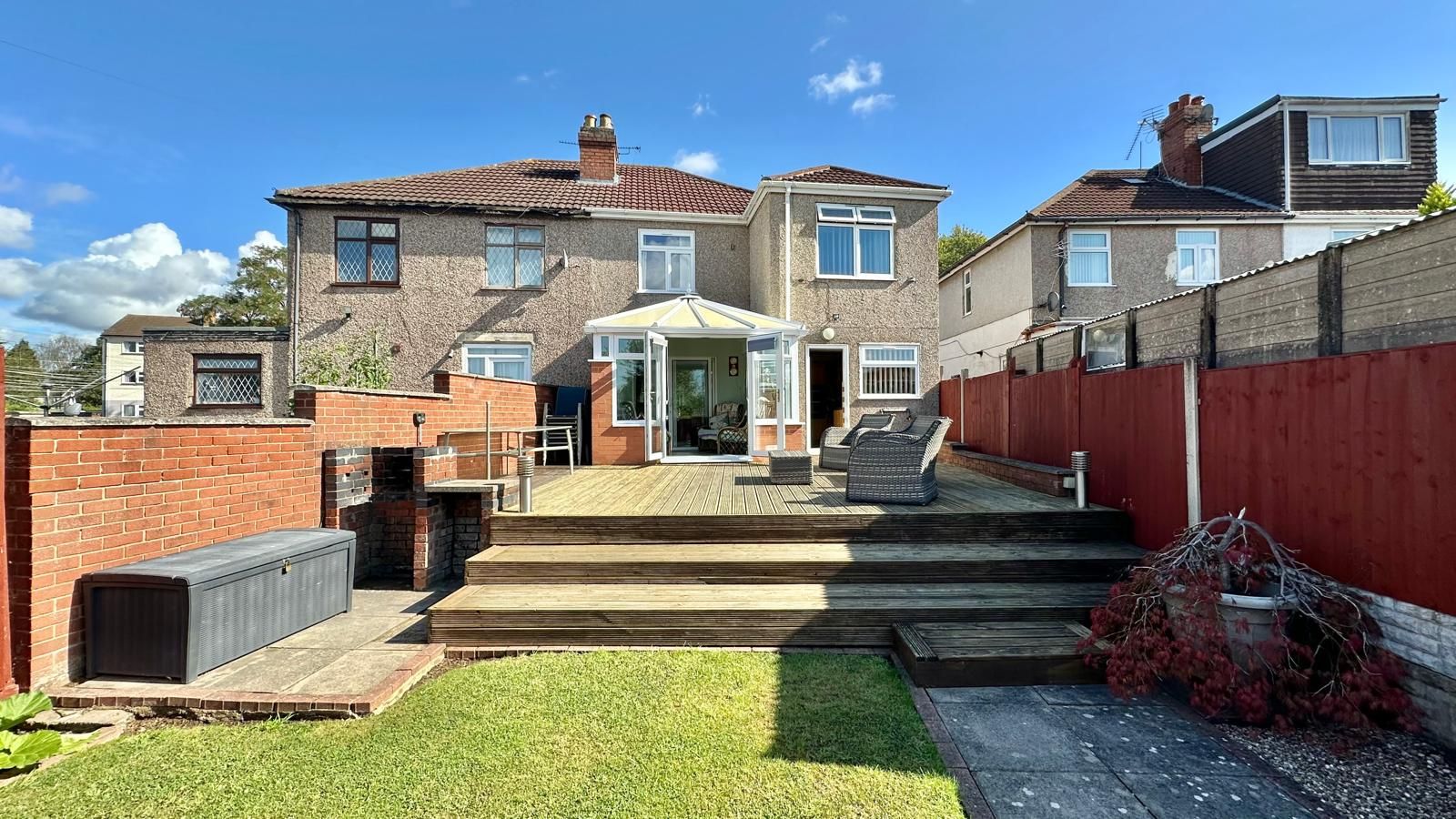 3 bedroom semi-detached house For Sale in Coventry - Photograph 26.
