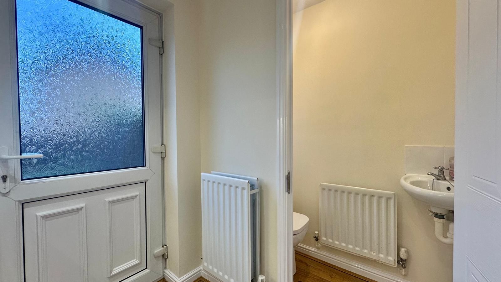 3 bedroom end terraced house For Sale in Coventry - Photograph 9.