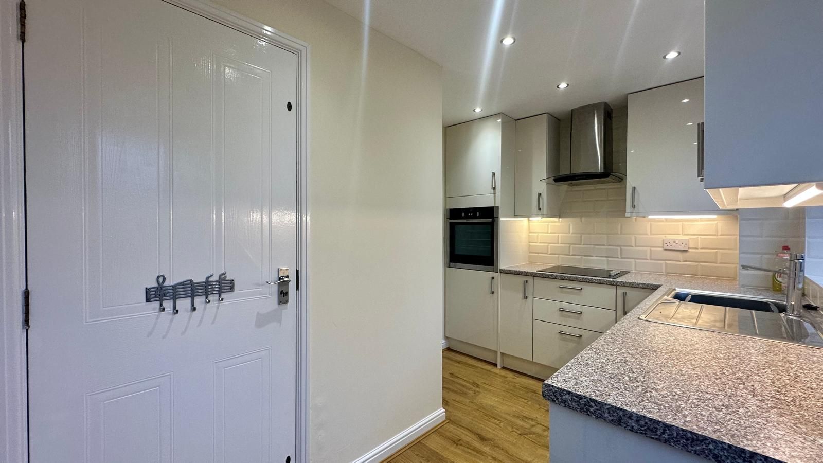 3 bedroom end terraced house For Sale in Coventry - Photograph 3.