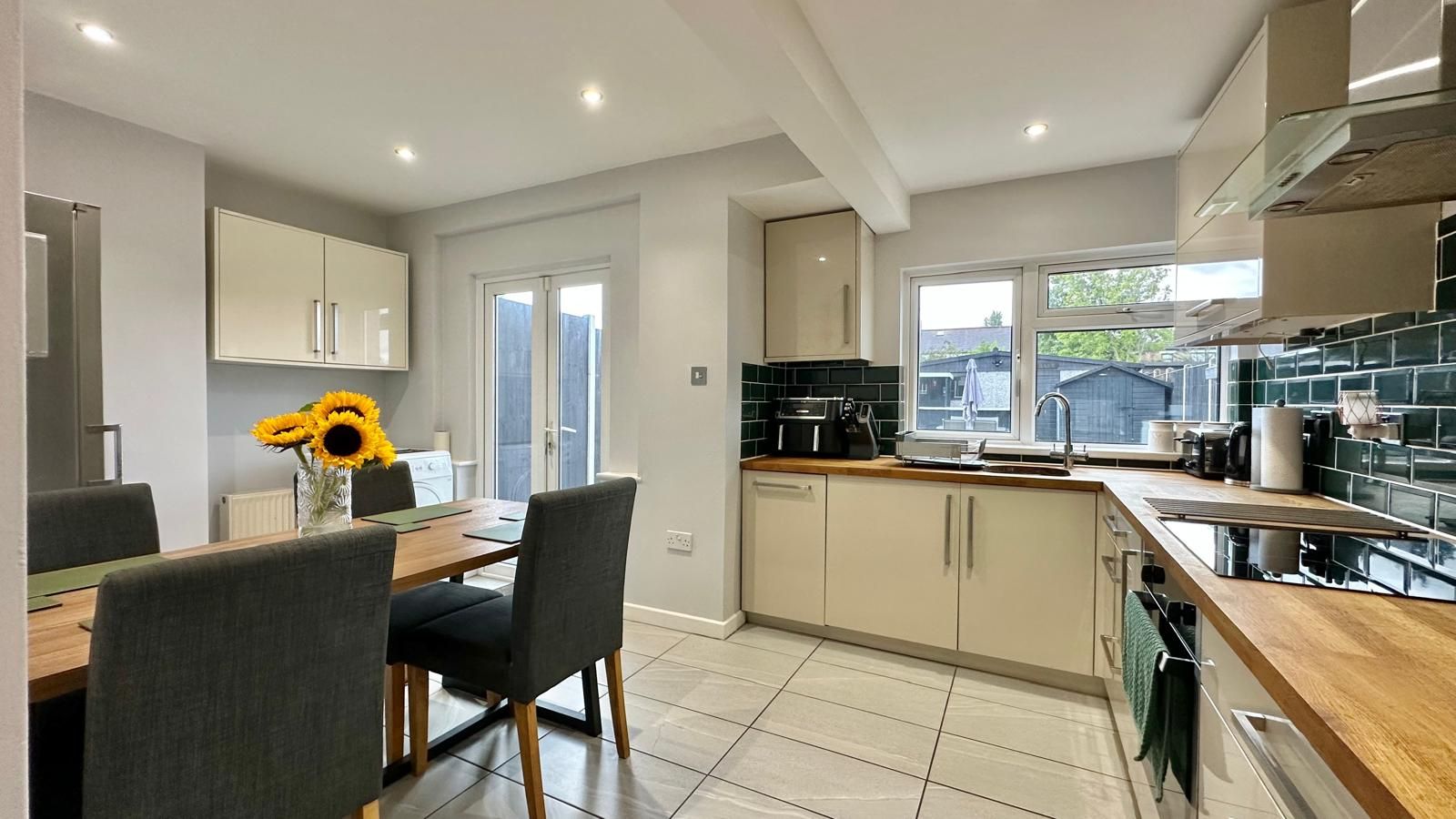 3 bedroom end terraced house For Sale in Coventry - Property photograph.