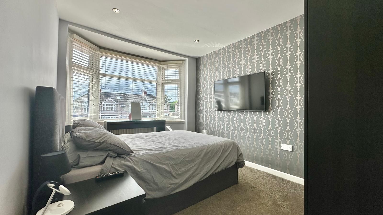 3 bedroom end terraced house For Sale in Coventry - Photograph 12.