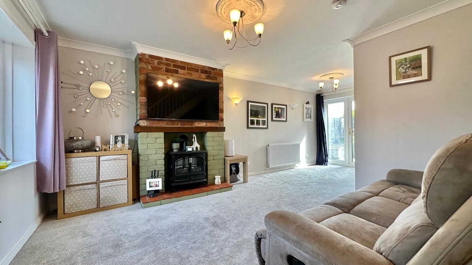 2 bedroom semi-detached house For Sale in Coventry - Photograph 5.