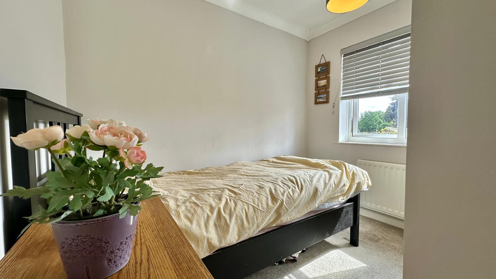 2 bedroom semi-detached house For Sale in Coventry - Photograph 12.