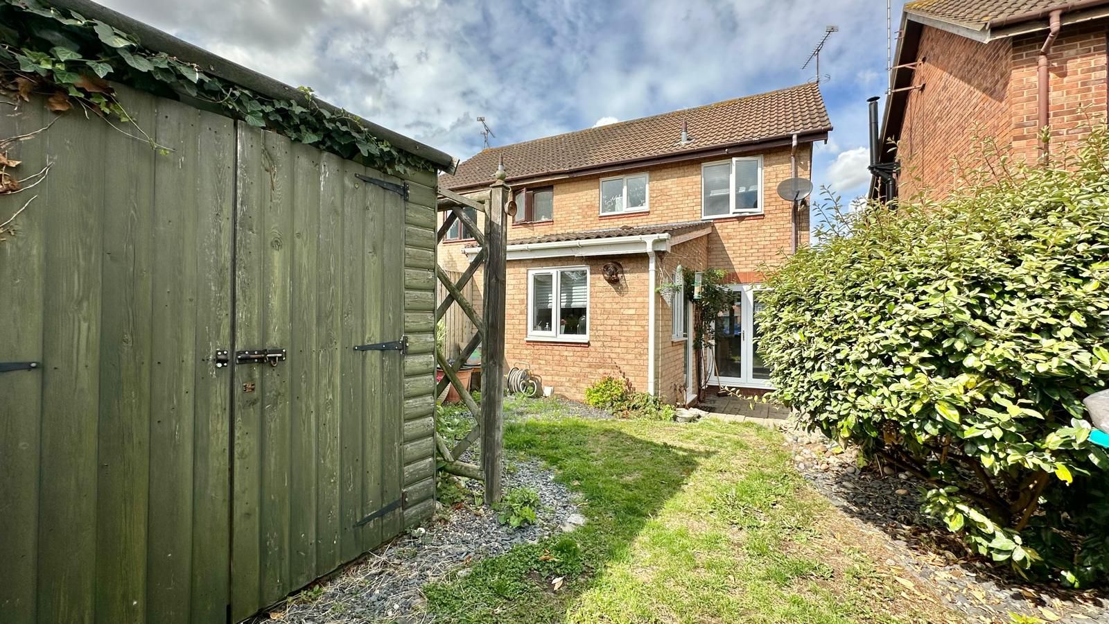 2 bedroom semi-detached house For Sale in Coventry - Photograph 2.