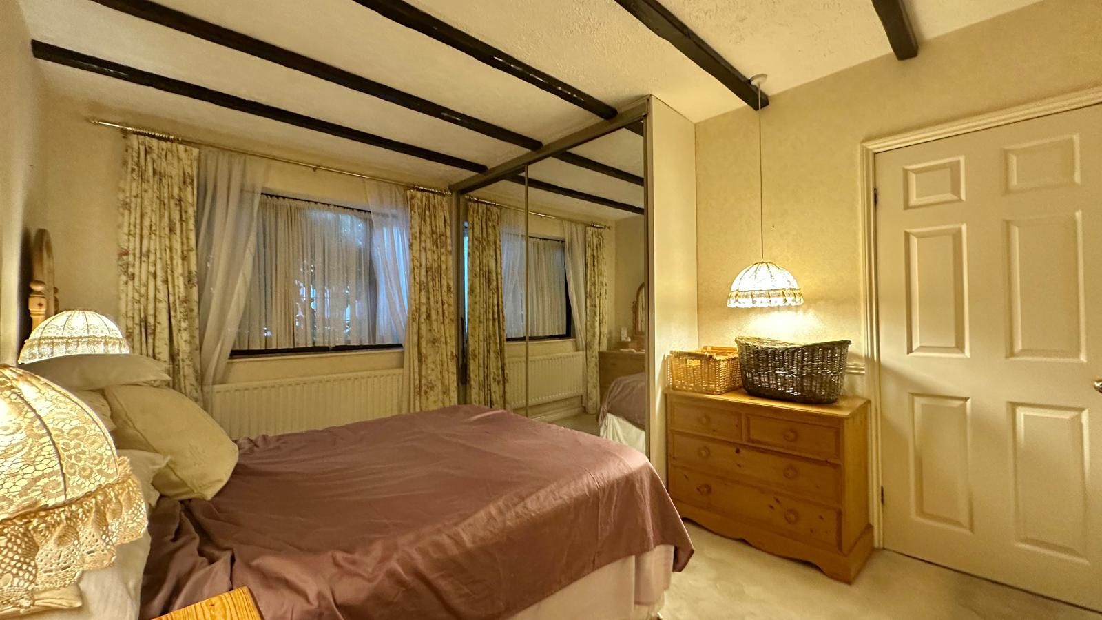 3 bedroom detached bungalow For Sale in Coventry - Photograph 13.