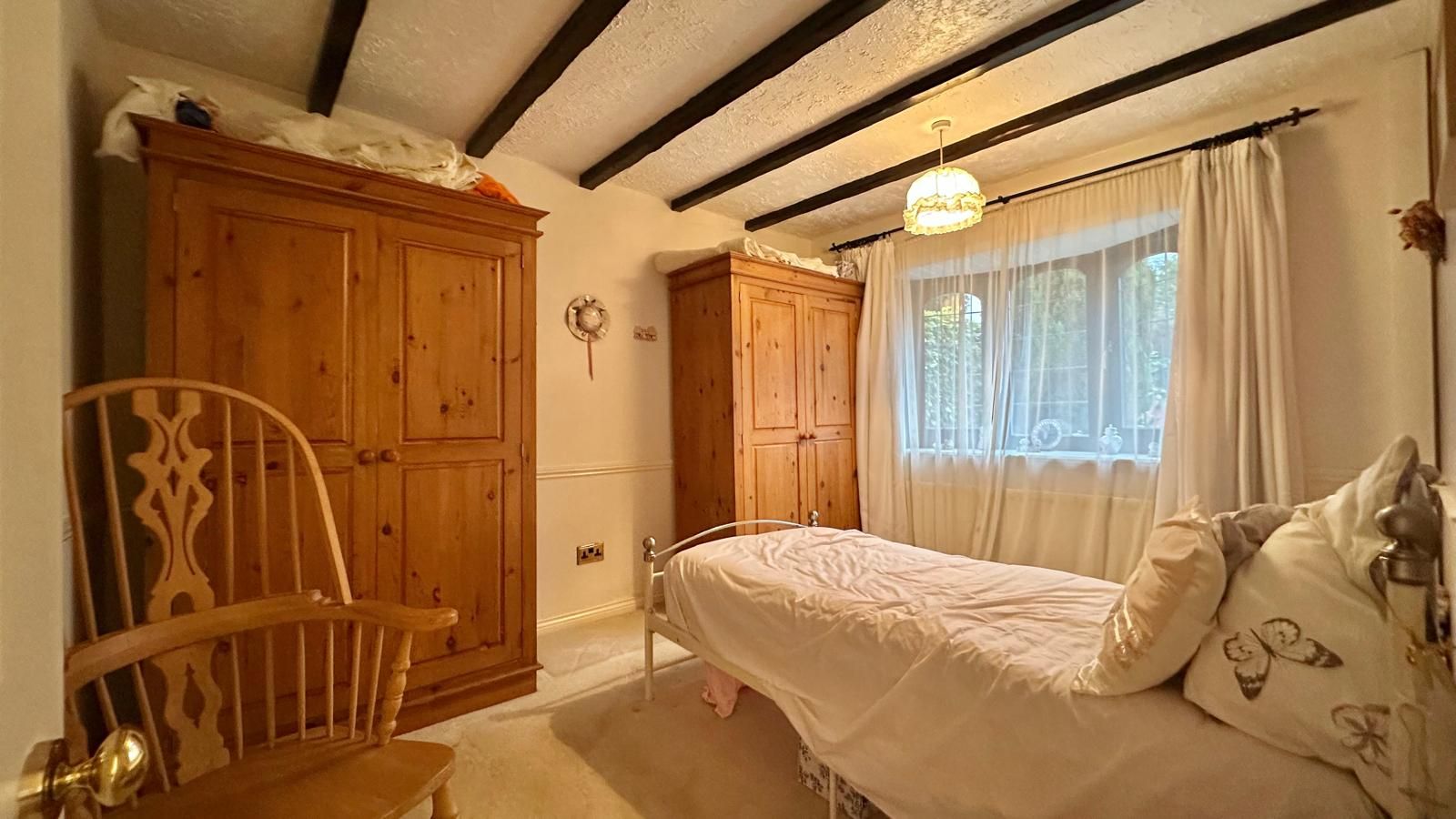 3 bedroom detached bungalow For Sale in Coventry - Photograph 11.