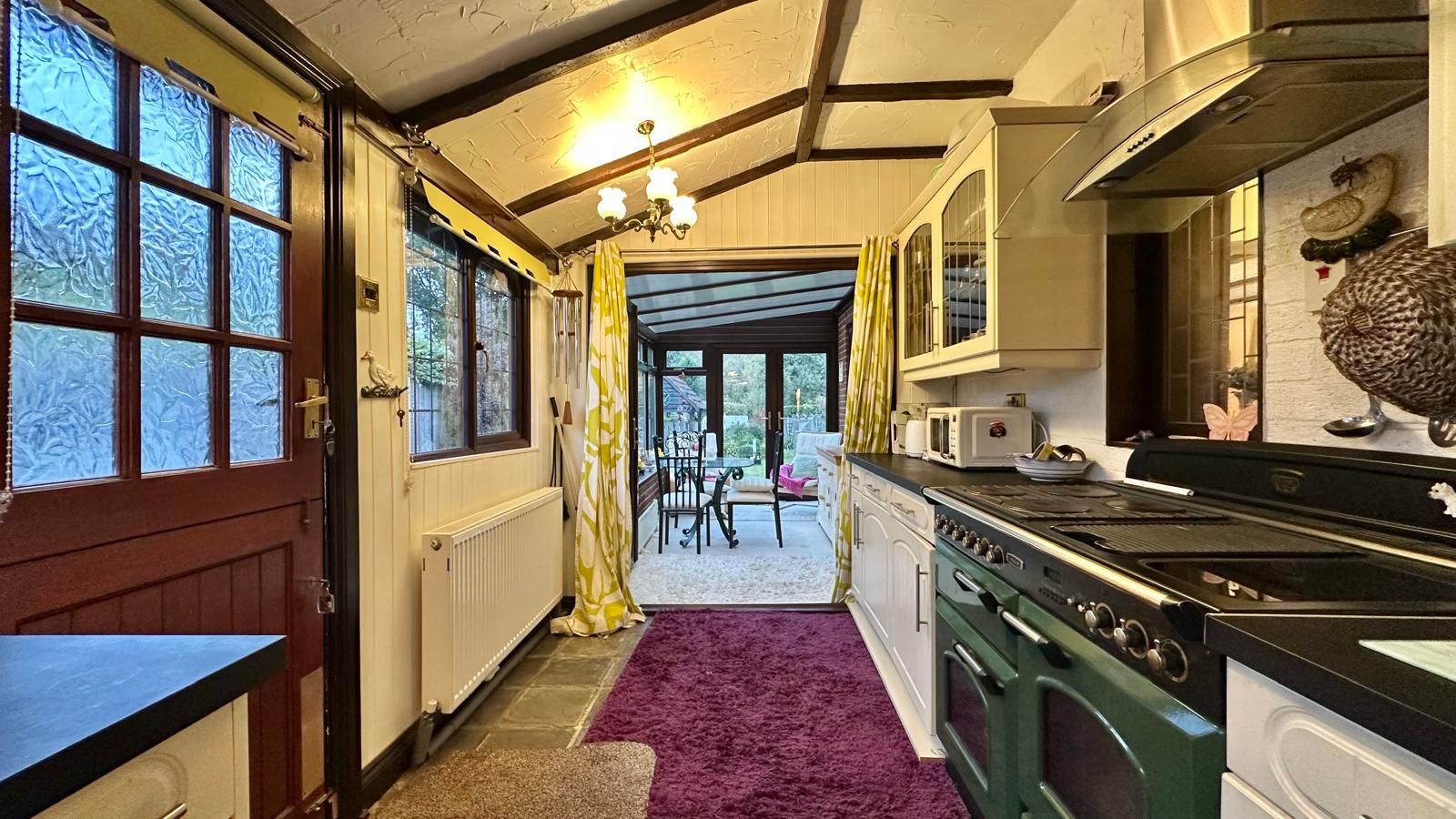 3 bedroom detached bungalow Sale Agreed in Coventry - Photograph 10.