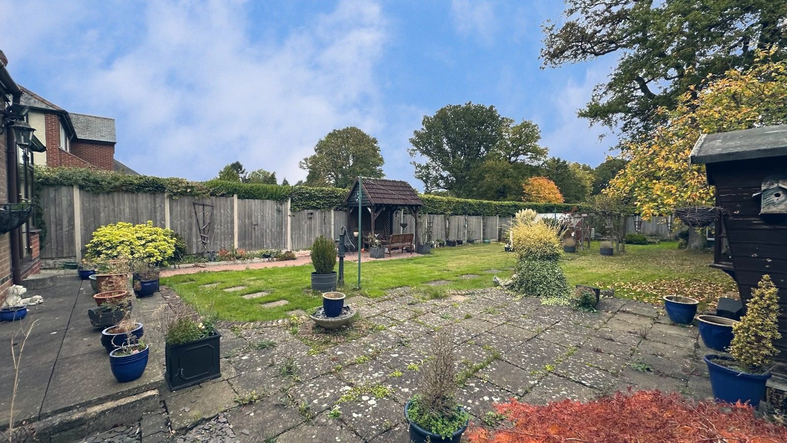 3 bedroom detached bungalow Sale Agreed in Coventry - Photograph 21.