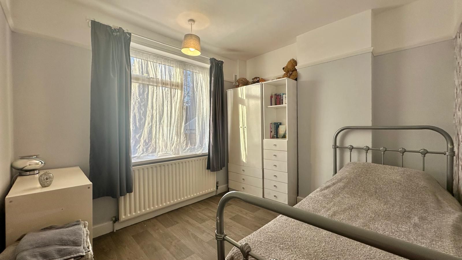 3 bedroom mid terraced house For Sale in Coventry - Photograph 14.