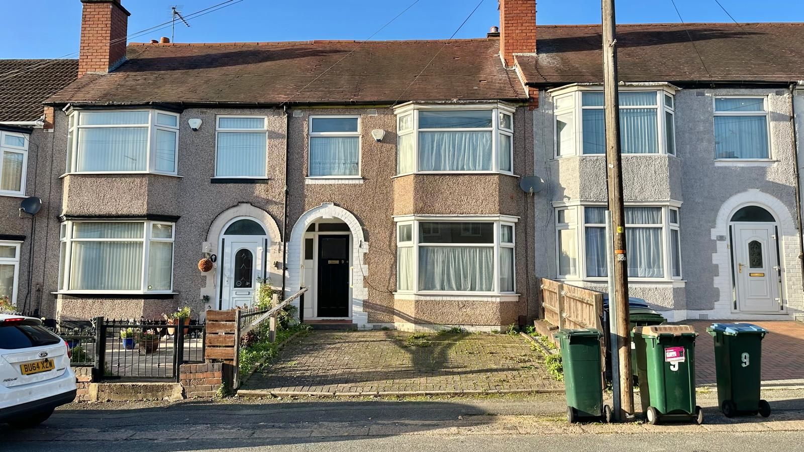 3 bedroom mid terraced house For Sale in Coventry - Photograph 1.