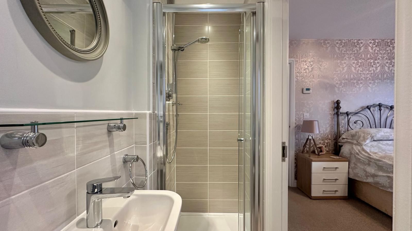 3 bedroom detached house For Sale in Coventry - Photograph 13.