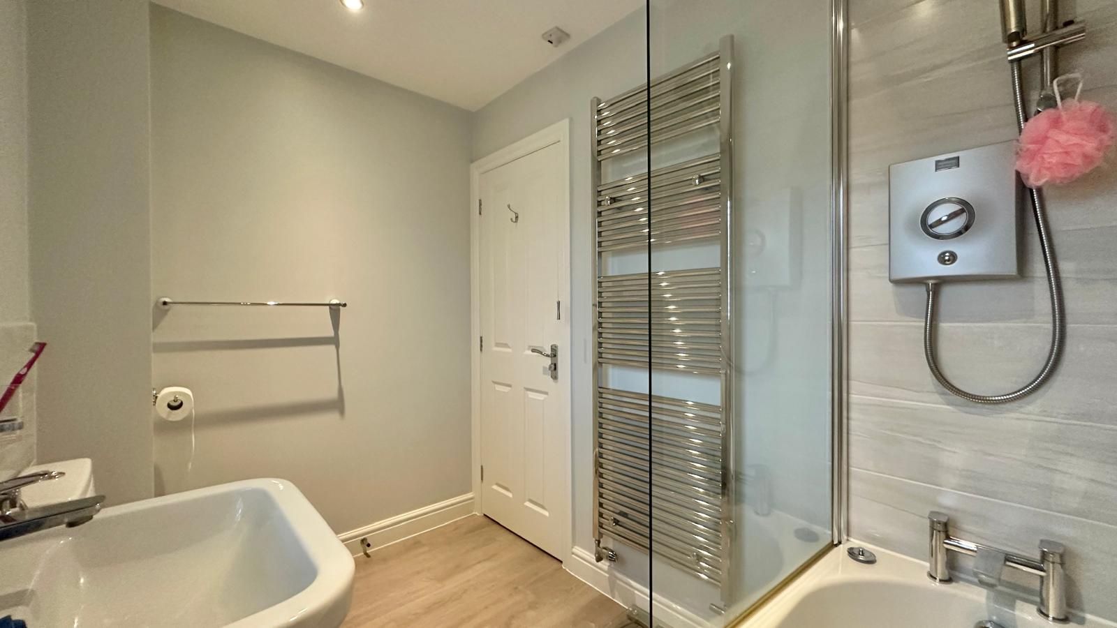 3 bedroom detached house For Sale in Coventry - Photograph 19.