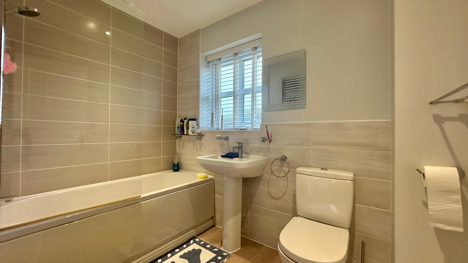 3 bedroom detached house For Sale in Coventry - Photograph 18.