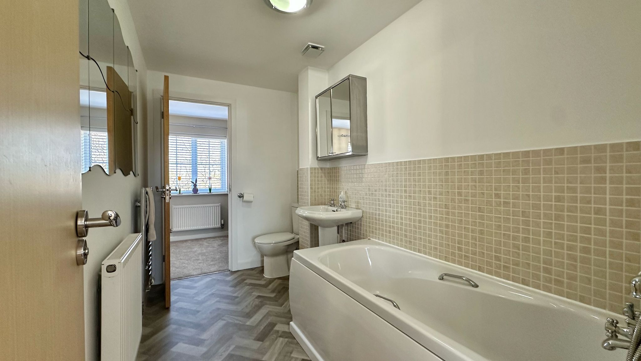 4 bedroom town house For Sale in Coventry - Photograph 13.