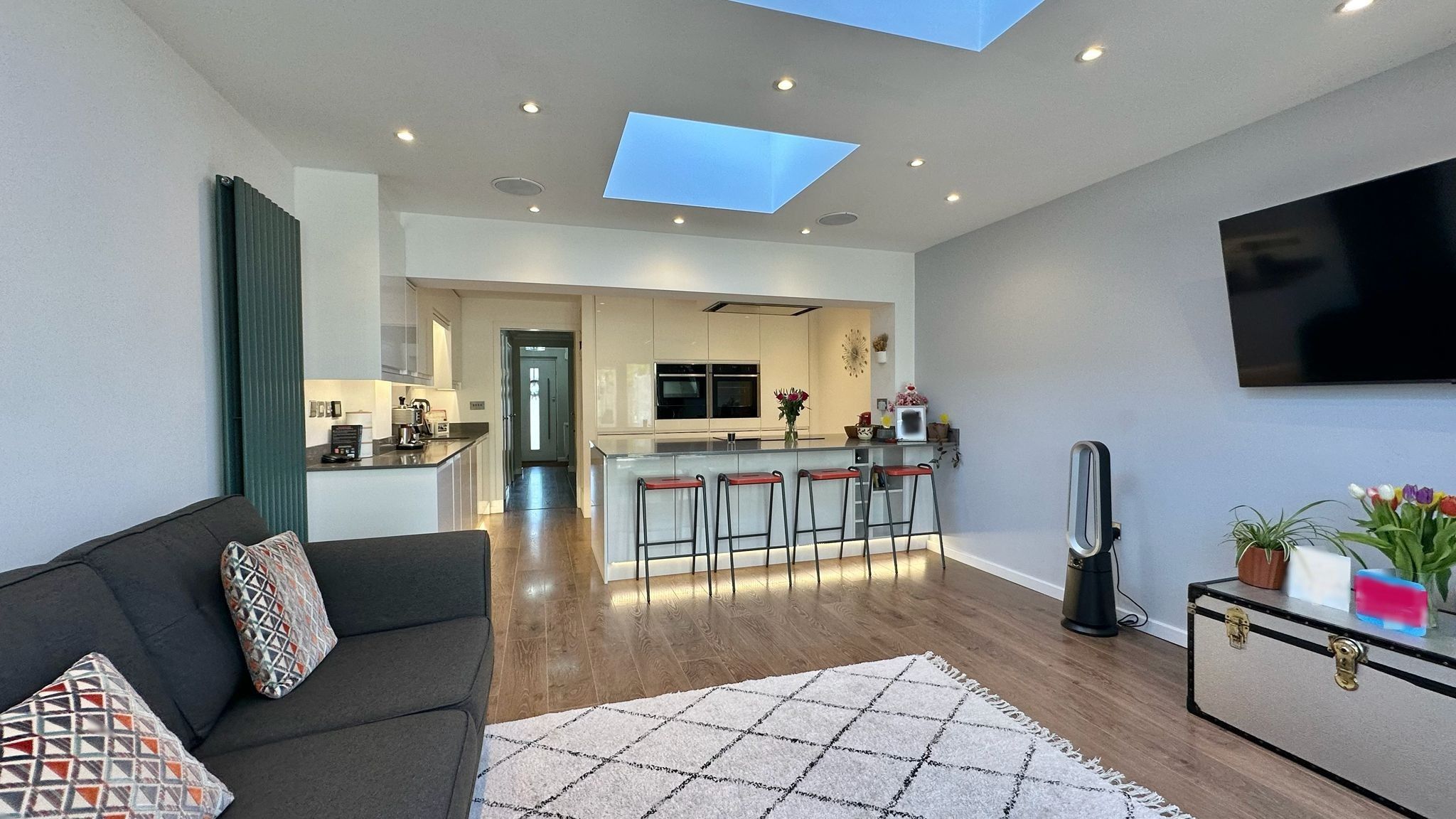 4 bedroom town house For Sale in Coventry - Photograph 5.