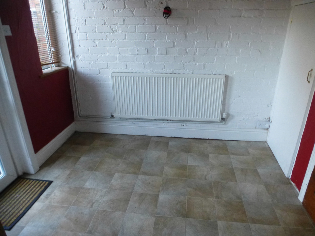 2 bedroom mid terraced house Let Agreed in Preston - Kitchen/Diner