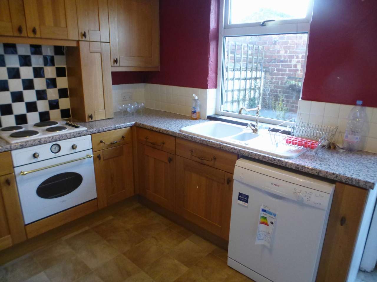 2 bedroom mid terraced house Let Agreed in Preston - Kitchen/Diner