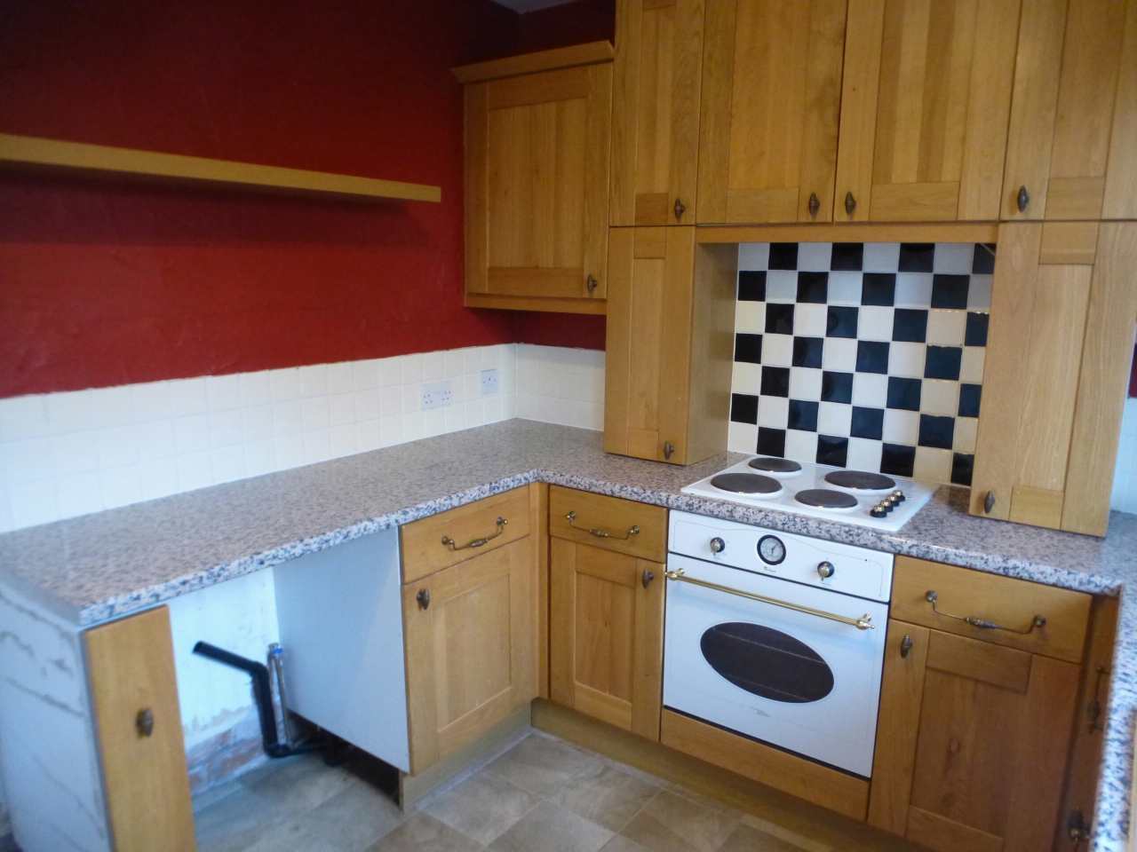 2 bedroom mid terraced house Let Agreed in Preston - Kitchen/Diner