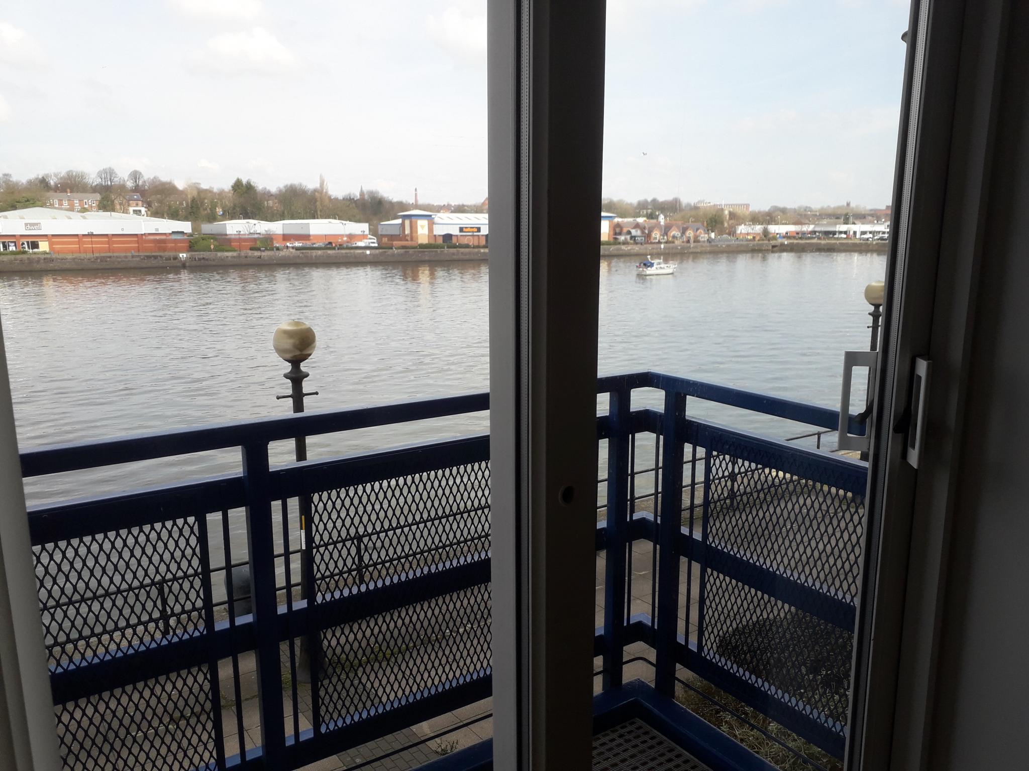 2 bedroom apartment flat/apartment To Let in Preston - Britannia Wharf