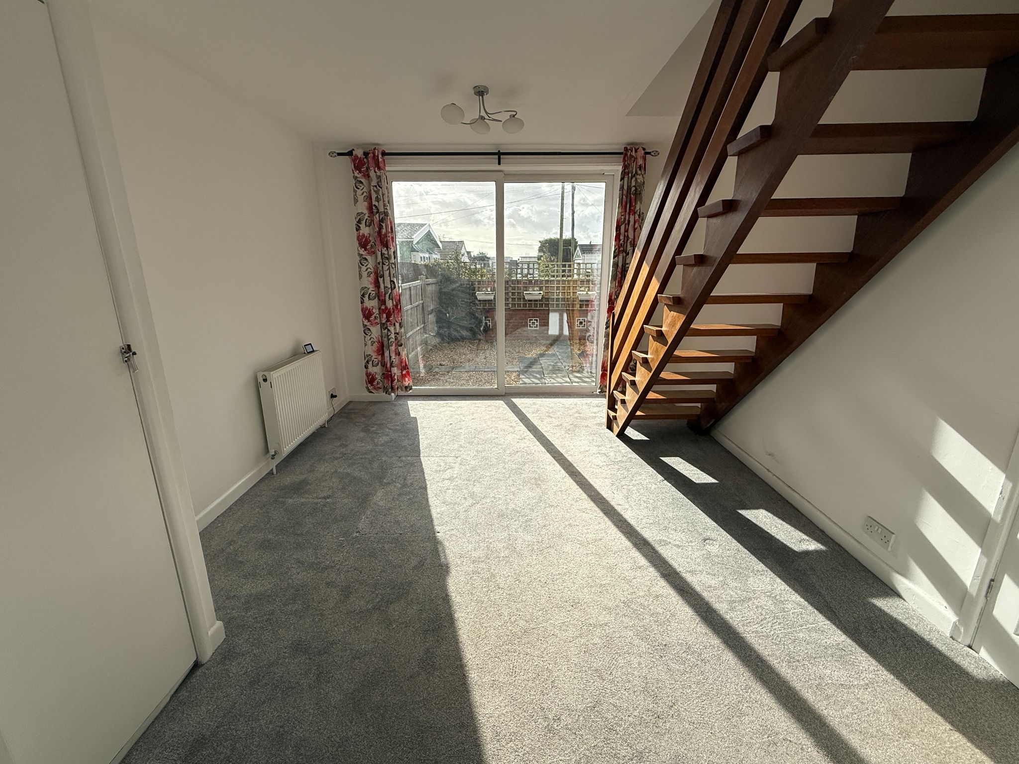 3 bedroom semi-detached bungalow To Let in Preston - Dining Room