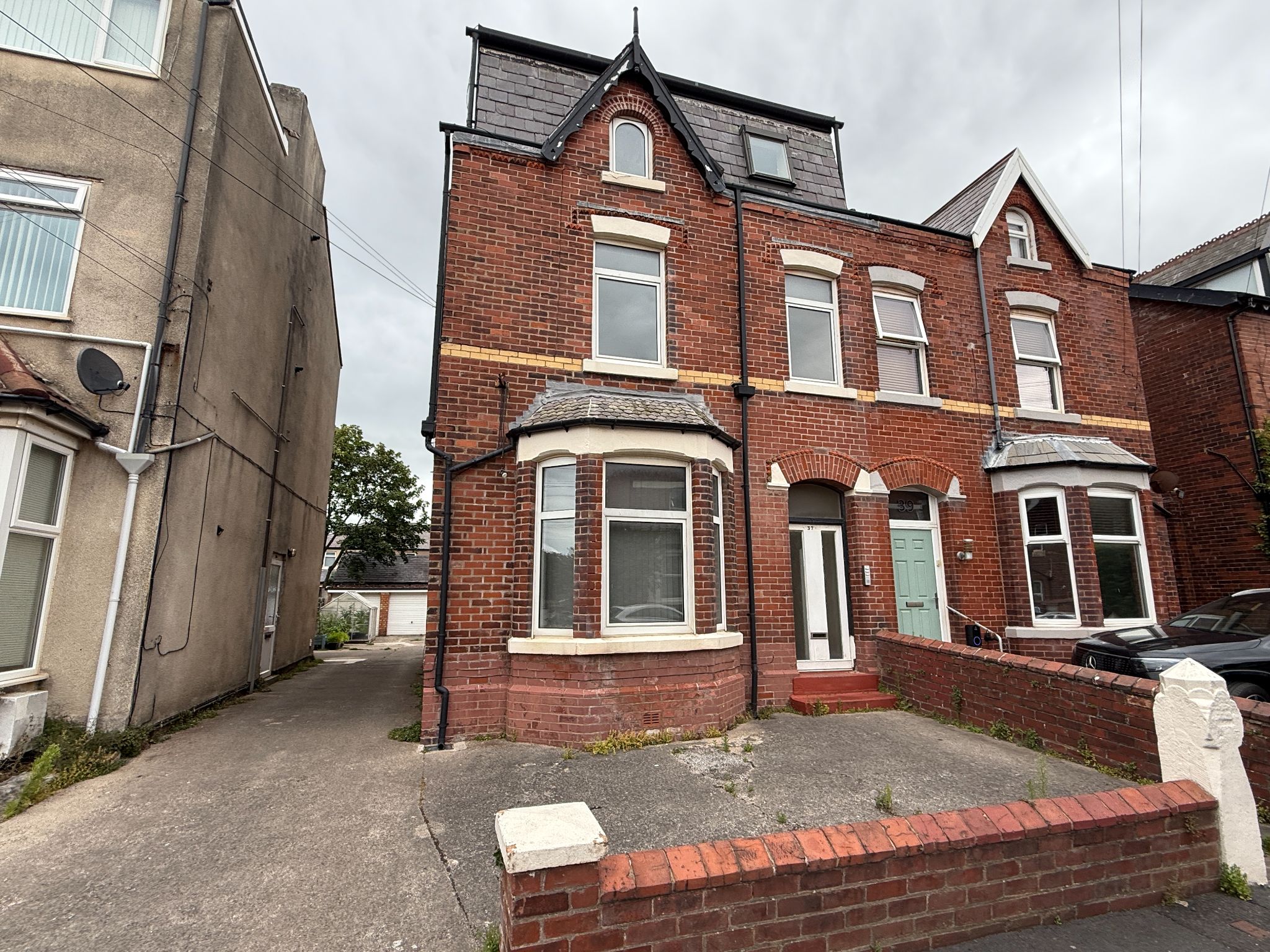 2 bedroom apartment flat/apartment To Let in Lytham St Annes - Park Road
