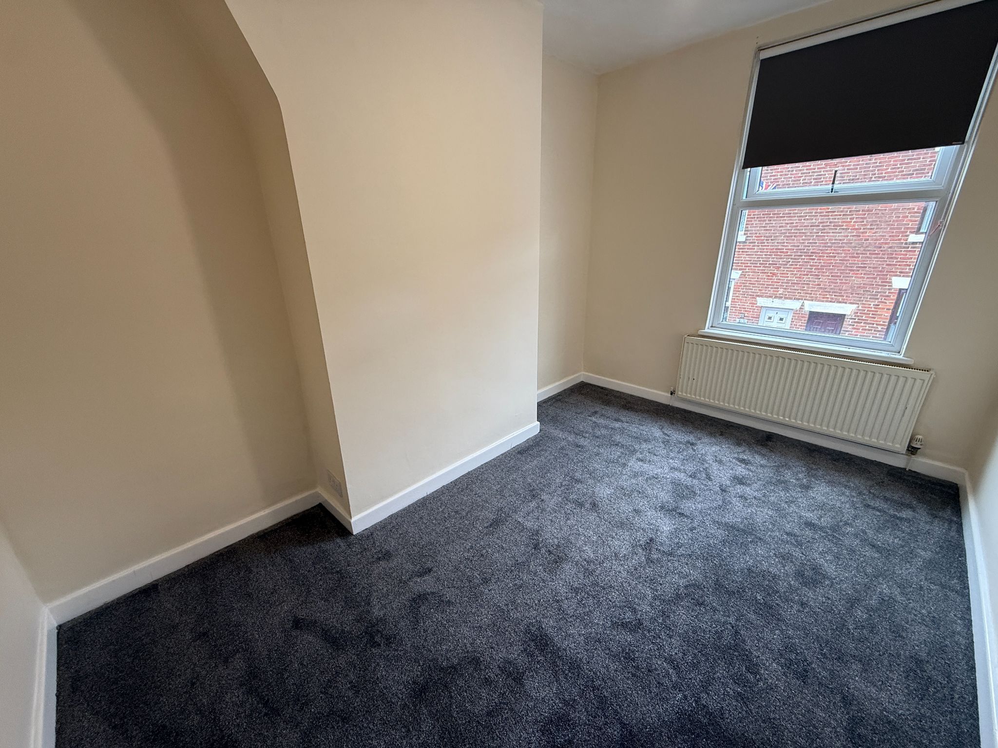 2 bedroom mid terraced house To Let in Preston - Second Bedroom