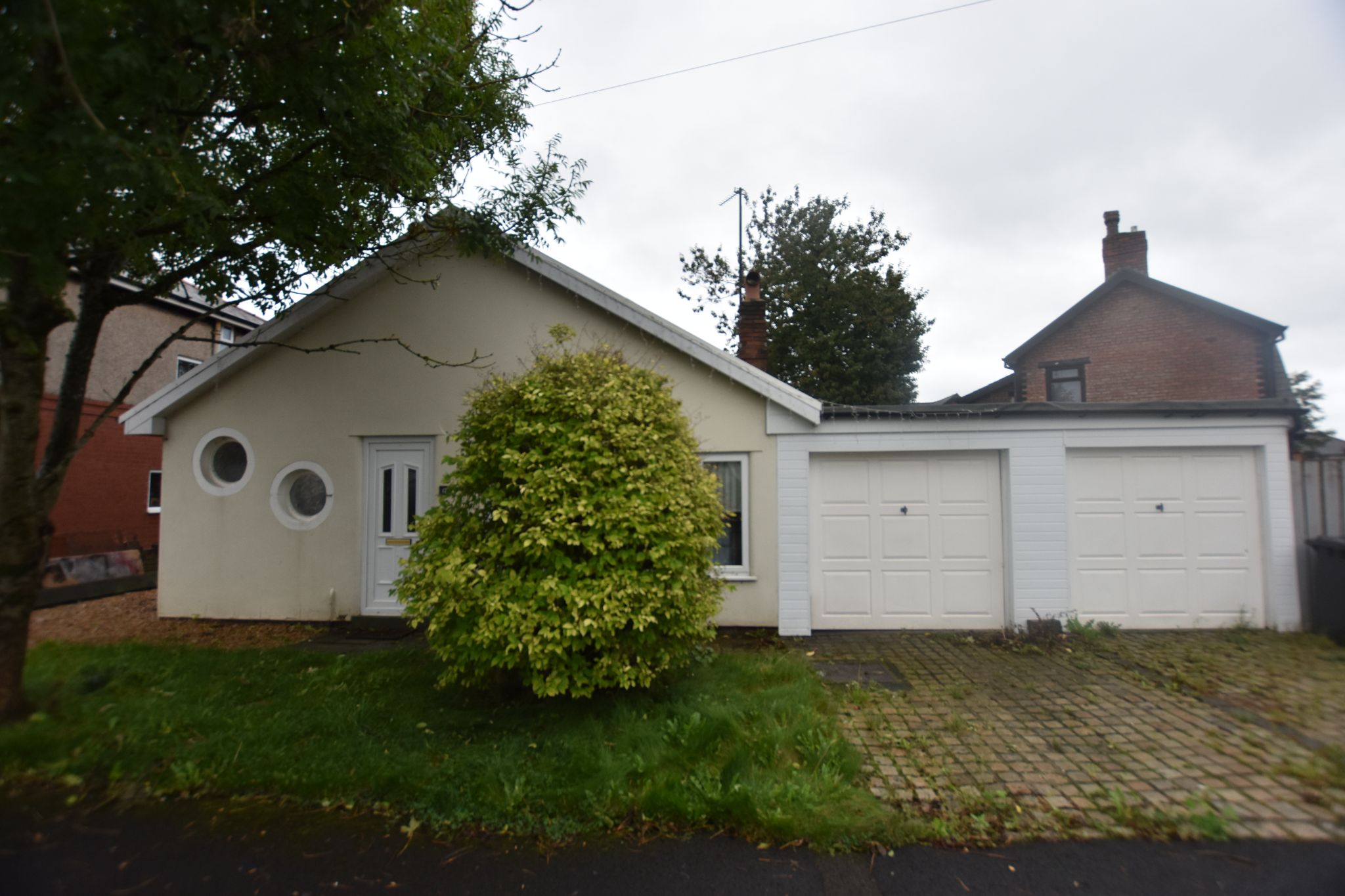 3 bedroom detached bungalow To Let in Preston - Grafton Road