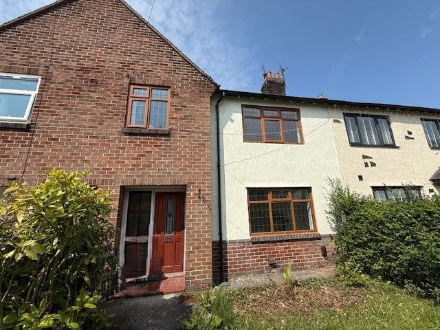 4 bedroom mid terraced house For Sale in Preston - Clifton Place