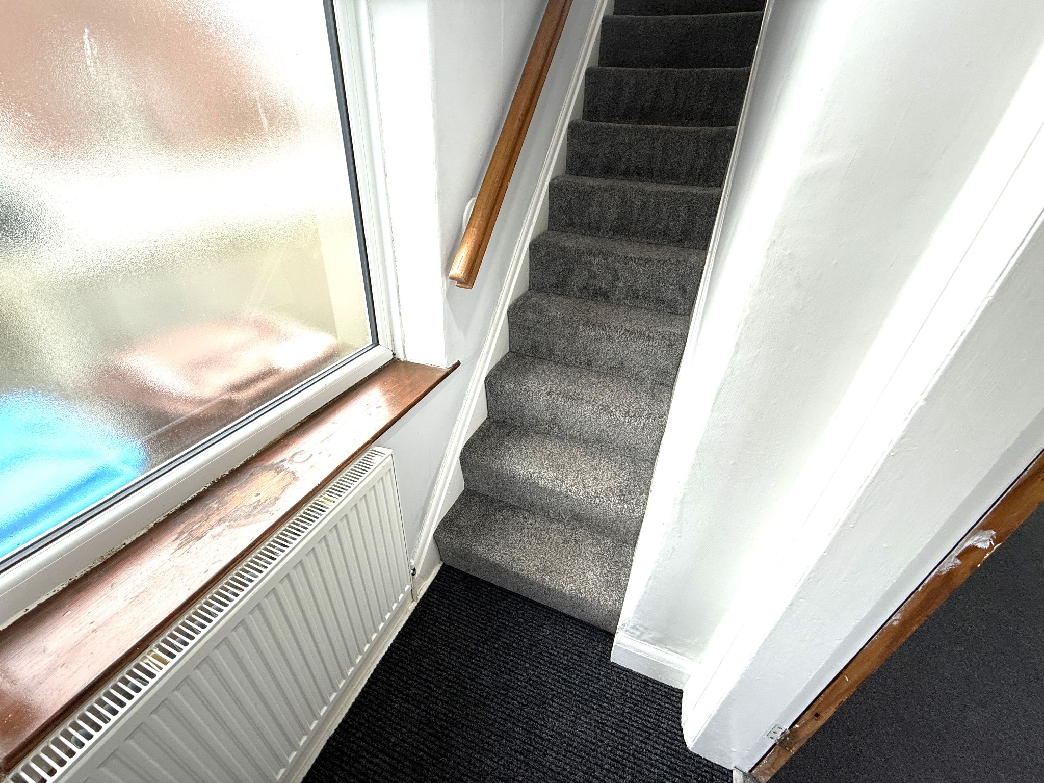 2 bedroom end terraced house For Sale in Preston - Hallway
