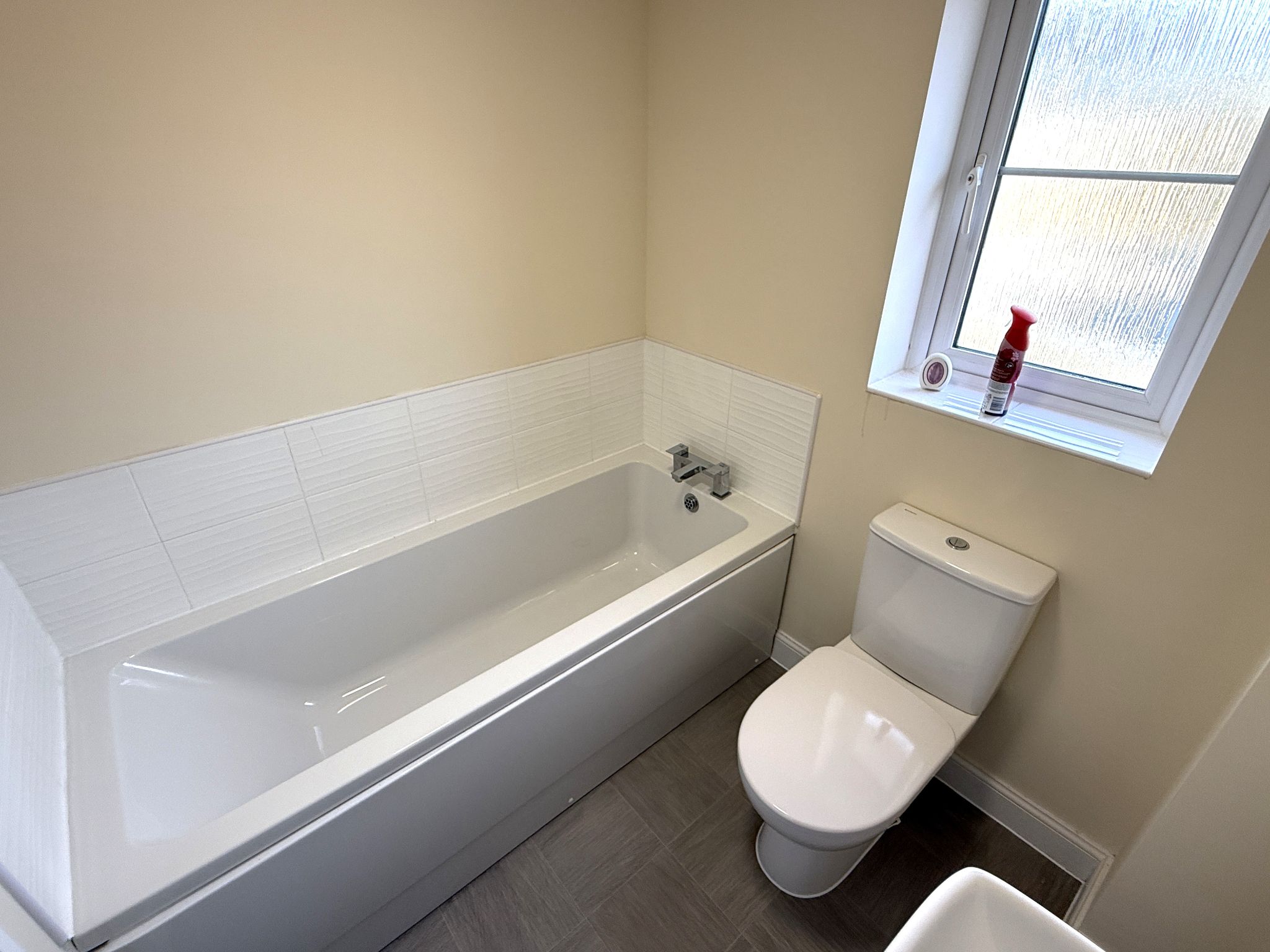 3 bedroom end terraced house For Sale in Preston - Bathroom