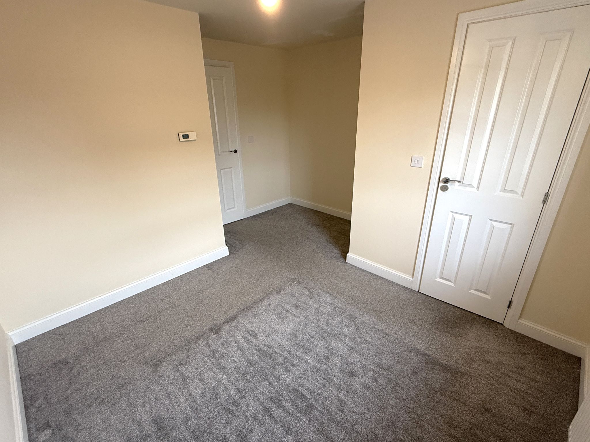 3 bedroom end terraced house For Sale in Preston - Bedroom 1