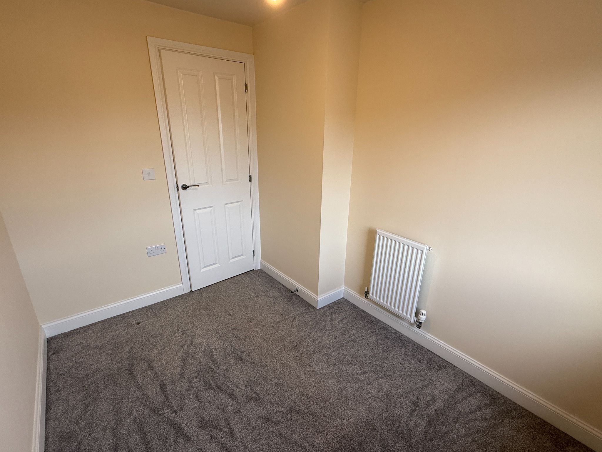 3 bedroom end terraced house For Sale in Preston - Bedroom 3