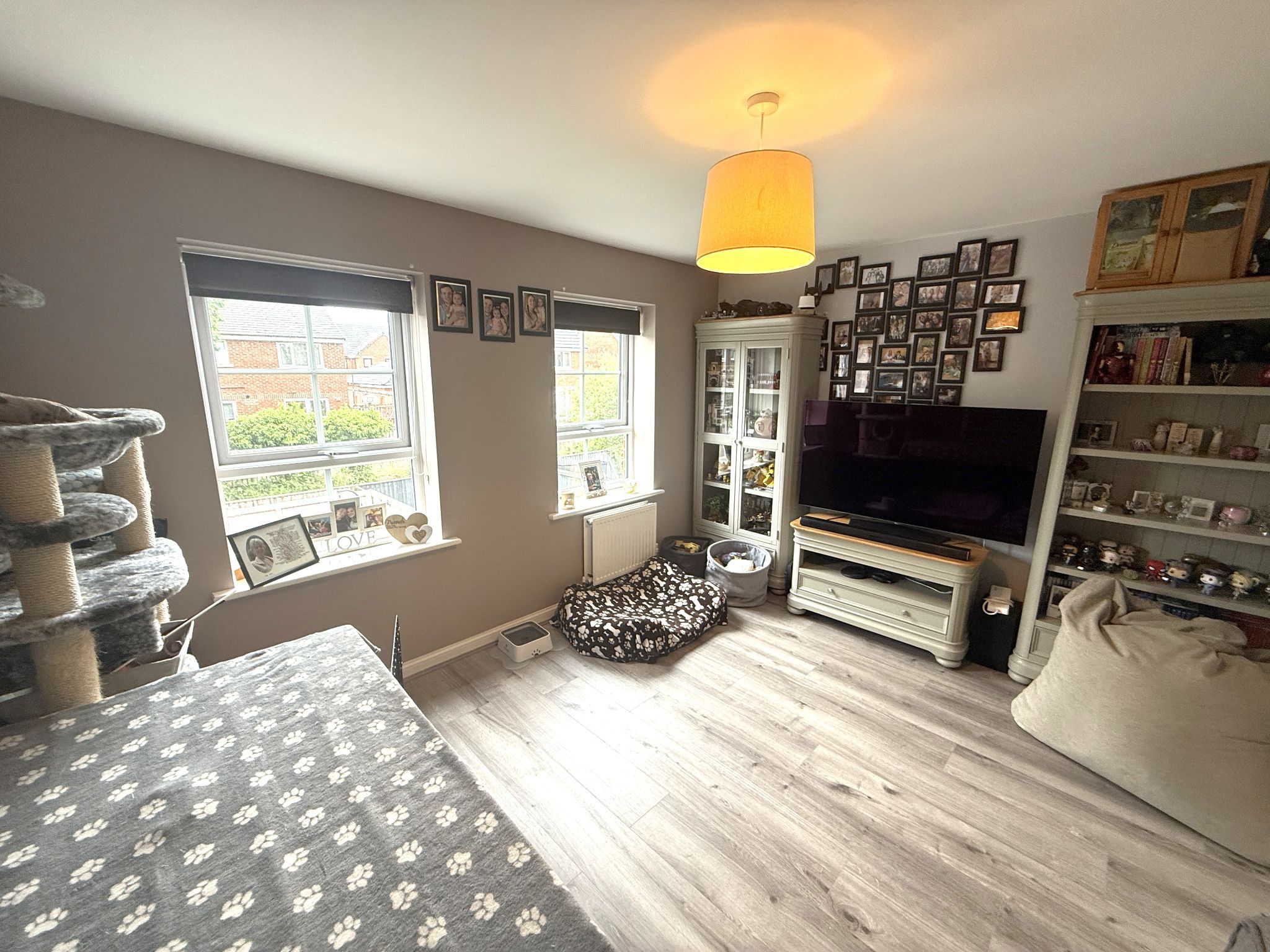 4 bedroom mid terraced house For Sale in Preston - Photograph 16