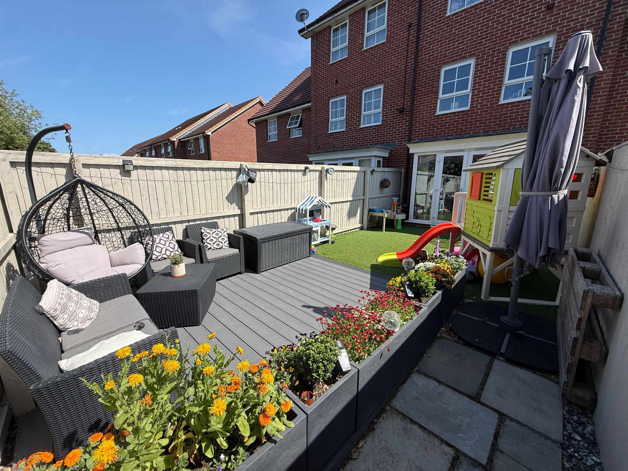 4 bedroom mid terraced house For Sale in Preston - Photograph 13