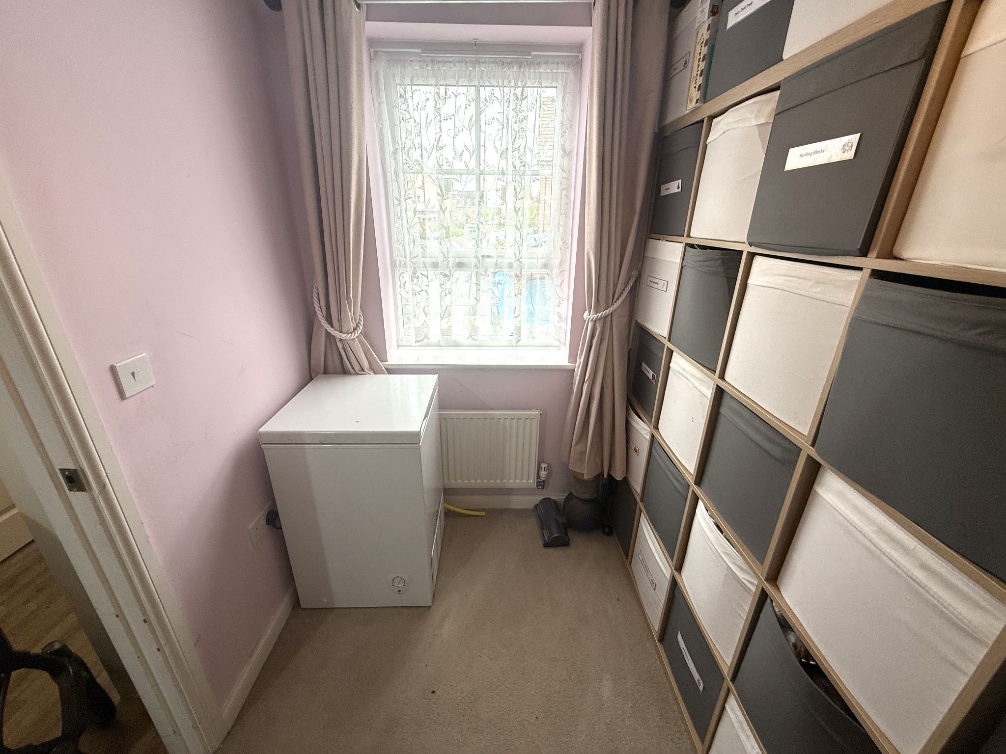 4 bedroom mid terraced house For Sale in Preston - Photograph 8