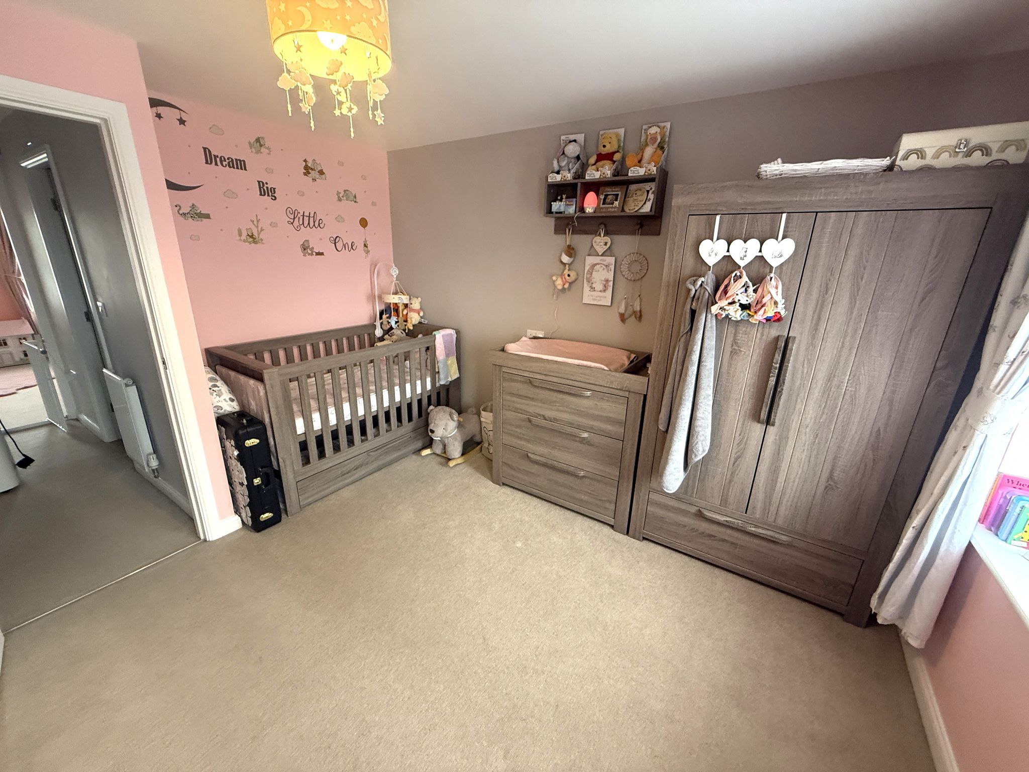 4 bedroom mid terraced house For Sale in Preston - Photograph 9