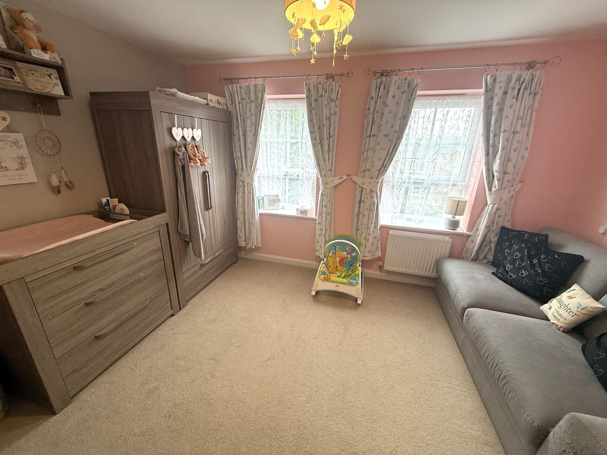 4 bedroom mid terraced house For Sale in Preston - Photograph 10